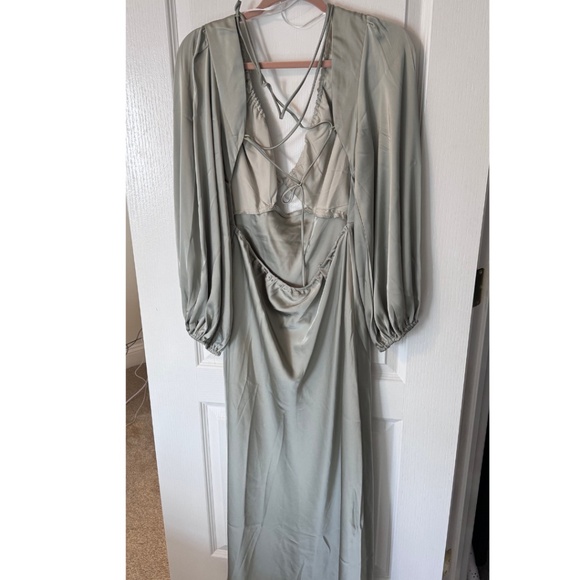 Cleo Midi Dress - Olive - Picture 9 of 10